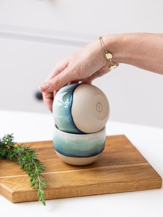 Tak jo, někteří netrpělivě čekáte na novou várku hrníčků od Marušky @keramikuju. Na eshopu budou spolu s dalšími novinkami...